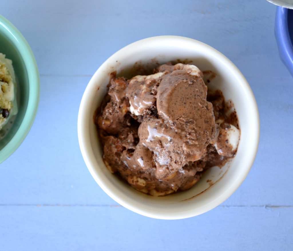 Make your own Vegan Rocky Road Ice Cream in the comfort of your own home in the most simple way!